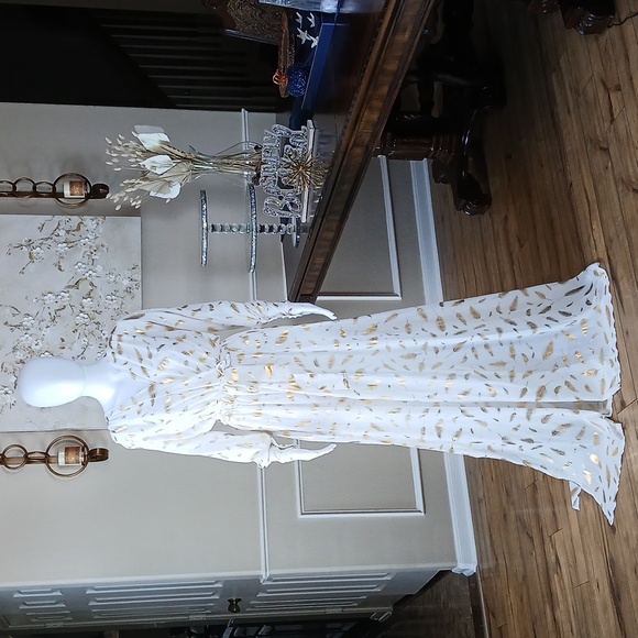 Elegant White And Gold Surplice Floor-Length Dress By Miss Ord. Size S - Picture 3 of 17